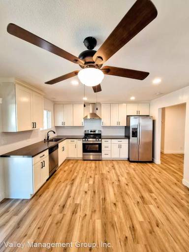 Main picture of 3732 Dottielyn Ave