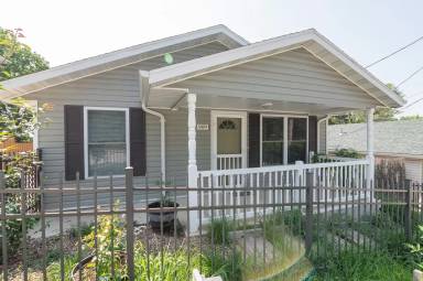 Main picture of 915 Harding St