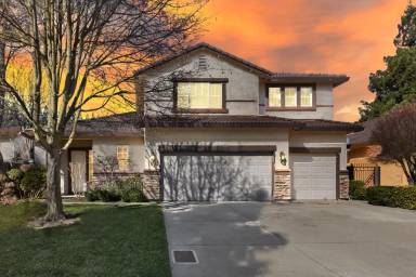 Main picture of 1097 La Fleur Way