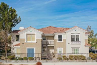 Main picture of Mariposa Flats Apartments