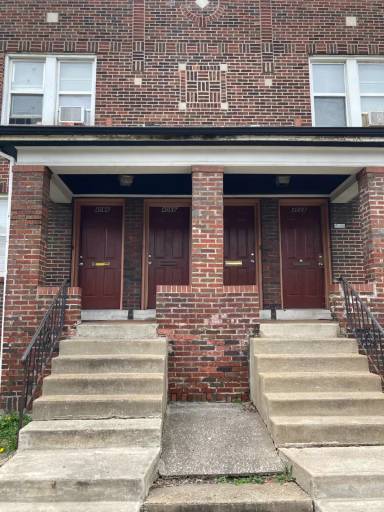 Main picture of 4062 Labadie Ave