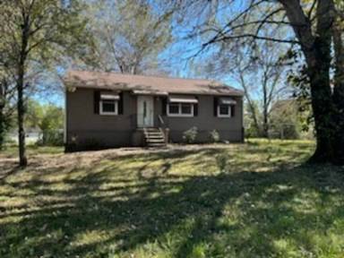 Main picture of 2709 Trenton Rd