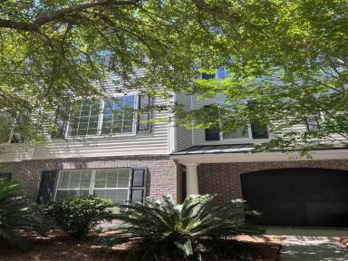 Main picture of 2177 Blakers Blvd