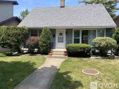 Main picture of 5830 Capulina Ave