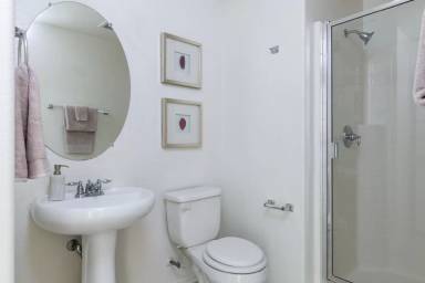 Main picture of 2305 Chapel Dr