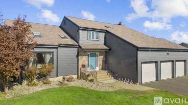 Main picture of 79 Falcon Ridge Rd