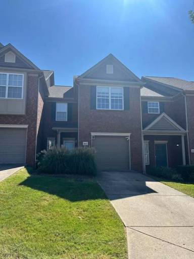 Main picture of 8625 Altesse Way