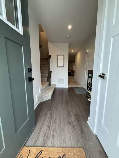 Main picture of 105 Big Woods Dr