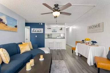Main picture of Harbor Lights Condominium