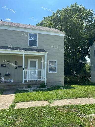 Main picture of 9536 Charlotte St