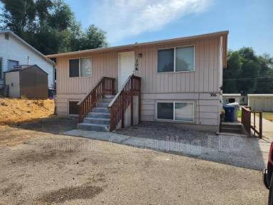 Main picture of 306 20th Ave N