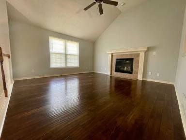 Main picture of 804 Tanglewood St