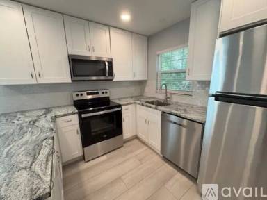 Main picture of 1327 84th Ave N