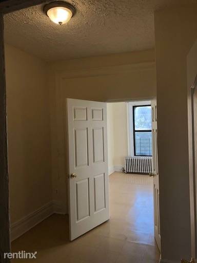 Main picture of 7217 3rd Ave