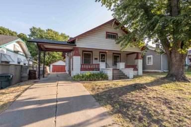 Main picture of 4000 E Central Ave