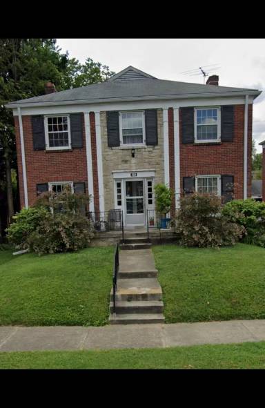 Main picture of 318 Macon Ave