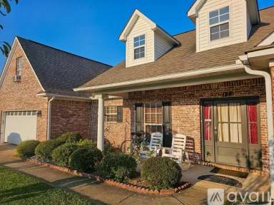 Main picture of 128 Breckenridge Dr