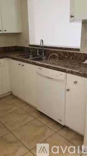 Main picture of 2941 Riverside Dr