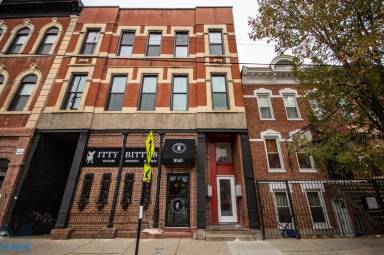 Main picture of 1040-1044 W 18th St