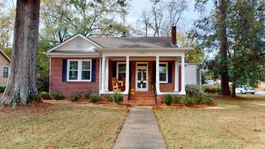 Main picture of 3302 Cloverdale Rd