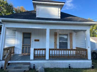 Main picture of 610 E Vaile Ave