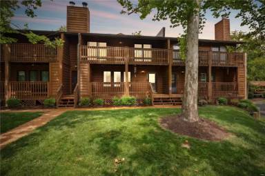 Main picture of 15022 Baxter Village Dr