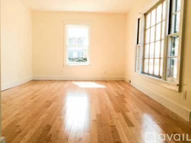 Main picture of 801 N 10th St