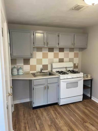Main picture of 132 Virginia Ave