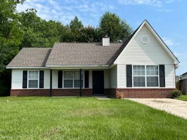 Main picture of 14194 Spruce Ct