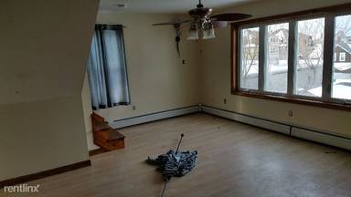 Main picture of 71 Branch St