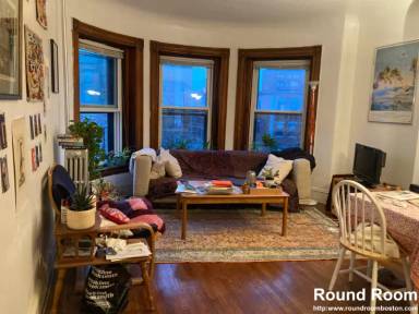Main picture of 847 Beacon St