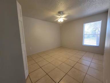 Main picture of 3822 Bay Club Circle
