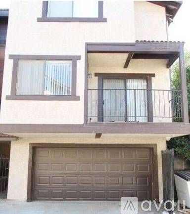 Main picture of 7813 California Ave