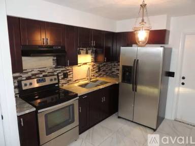 Main picture of 2136 18th Ave SW