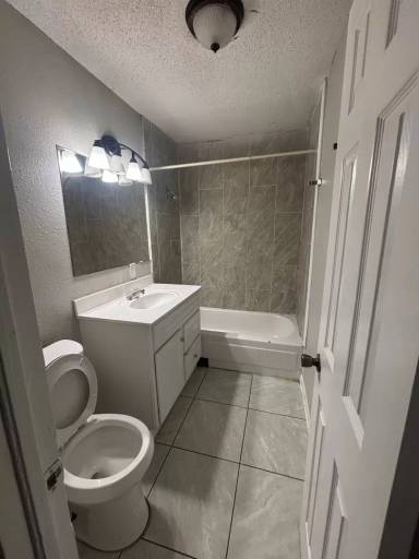 Main picture of 435 E Latimer Pl
