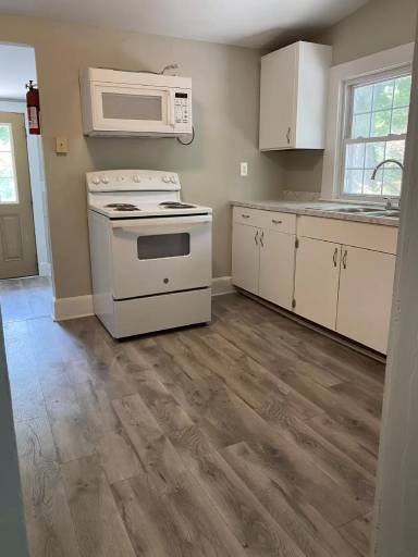 Main picture of 5249 Clearwater Lake Rd