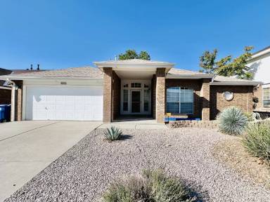Main picture of 8016 Lynnhaven Pl NW