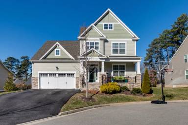 Main picture of 2837 Chancel Ln