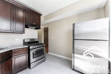 Main picture of 2616 N Harding Ave