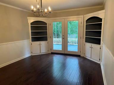 Main picture of 1317 Sycamore Dr