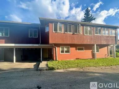 Main picture of 2101 Solstice Cir