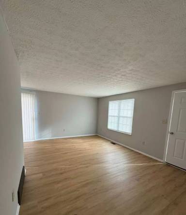 Main picture of 2801 Conrad Dr