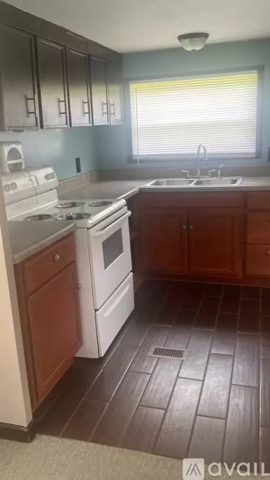 Main picture of 246 Hayley St