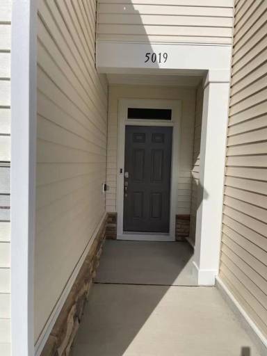 Main picture of 5019 Arkose Dr