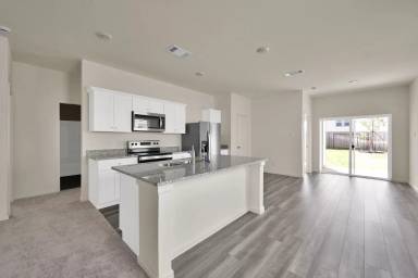 Main picture of 583 Firemoon St