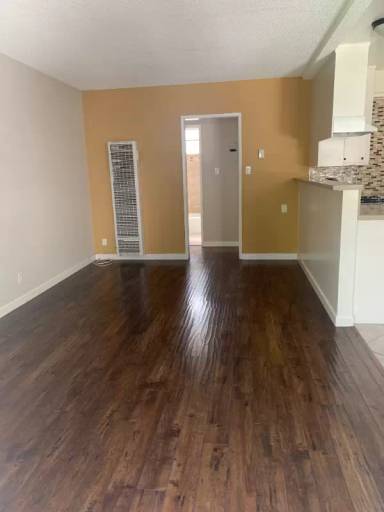 Main picture of 5329 Ruby St