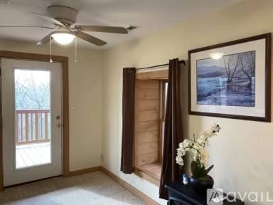 Main picture of 852 Serendipity Dr