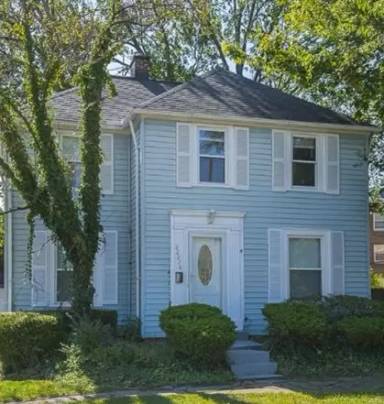 Main picture of 22270 Lakemont Ave