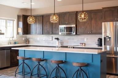 Main picture of 2788 SW 34th St