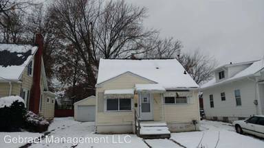 Main picture of 2538 Cumings Ave